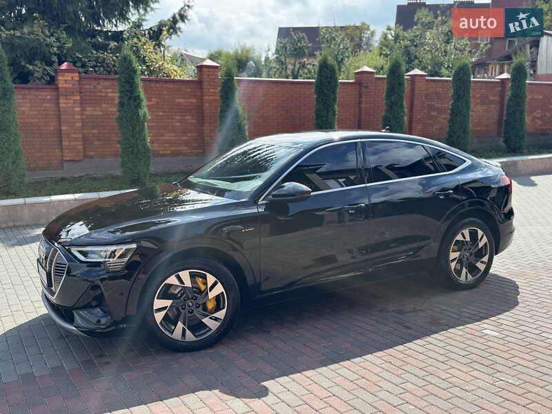 Внедорожник / Кроссовер Audi e-tron 2021 в Хмельницком