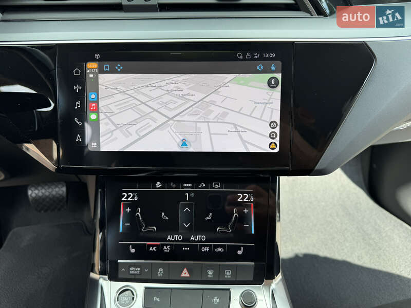 Внедорожник / Кроссовер Audi e-tron 2021 в Хмельницком