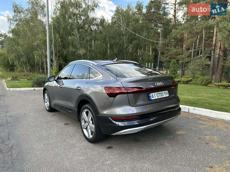Позашляховик / Кросовер Audi e-tron 2020 в Києві