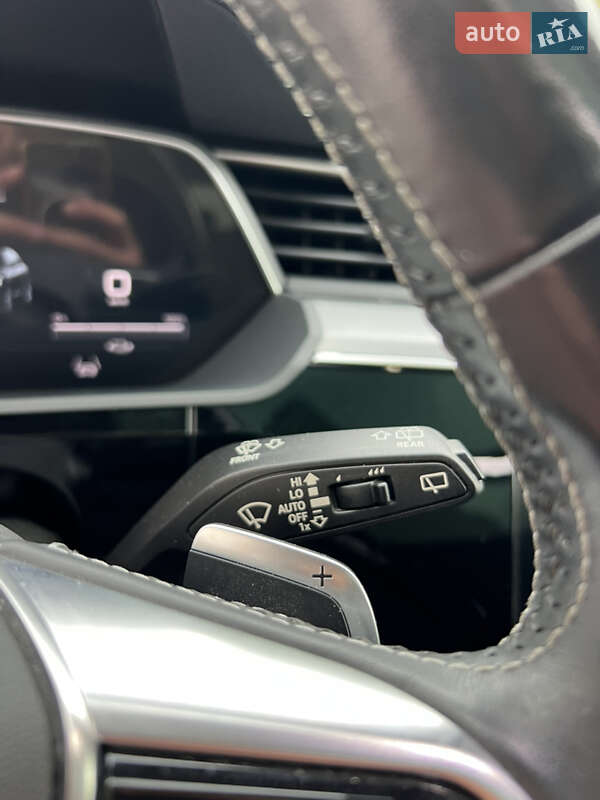 Позашляховик / Кросовер Audi e-tron 2021 в Луцьку