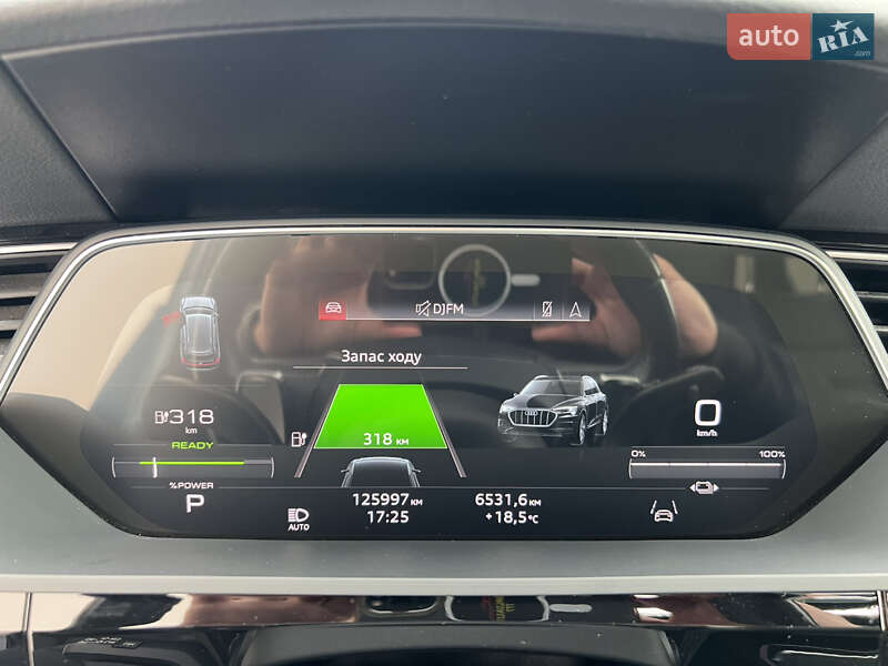 Позашляховик / Кросовер Audi e-tron 2021 в Луцьку