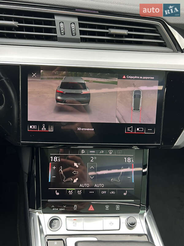 Позашляховик / Кросовер Audi e-tron 2021 в Луцьку