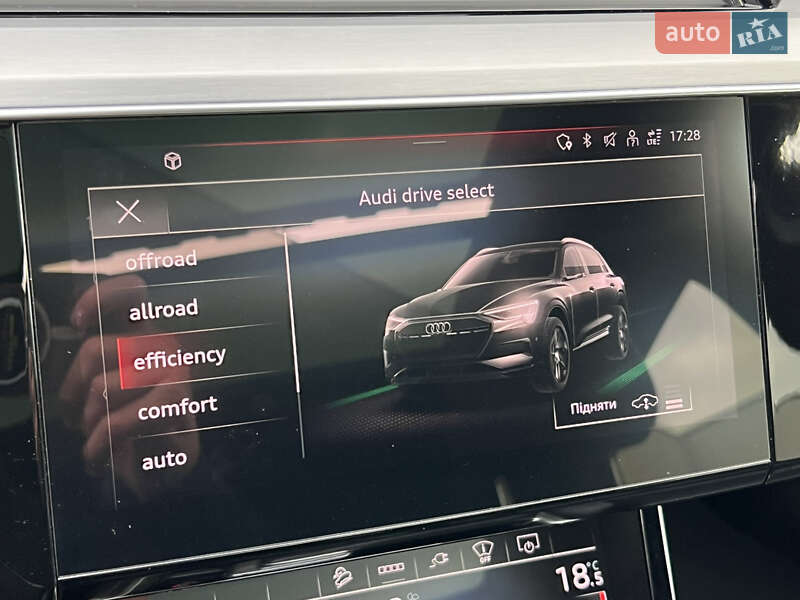 Позашляховик / Кросовер Audi e-tron 2021 в Луцьку