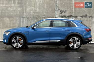 Позашляховик / Кросовер Audi e-tron 2019 в 