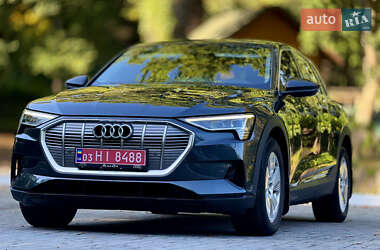 Внедорожник / Кроссовер Audi e-tron 2019 в 