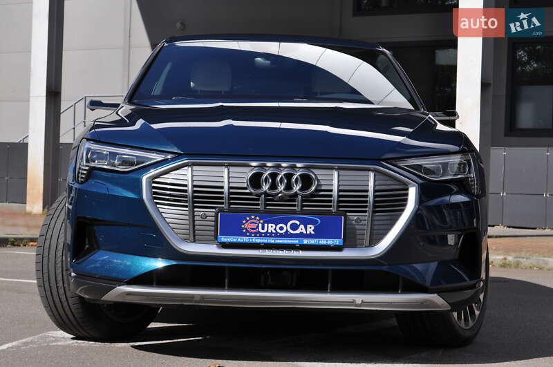 Внедорожник / Кроссовер Audi e-tron 2019 в Киеве