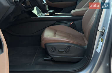 Внедорожник / Кроссовер Audi e-tron 2022 в 
