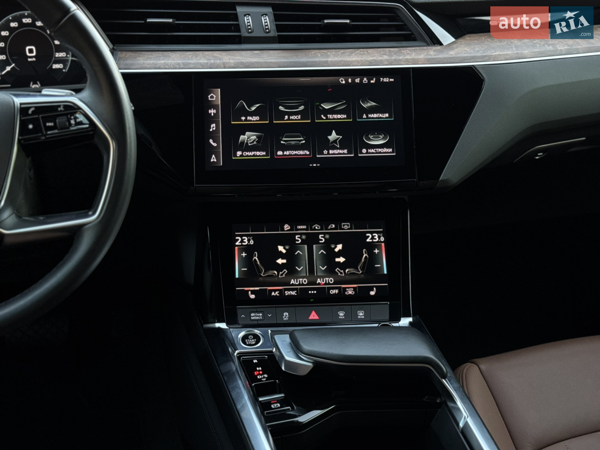 2022 Audi e-tron - мініатюра 46