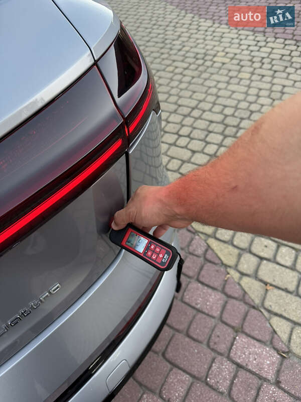 Позашляховик / Кросовер Audi e-tron 2022 в Мукачевому