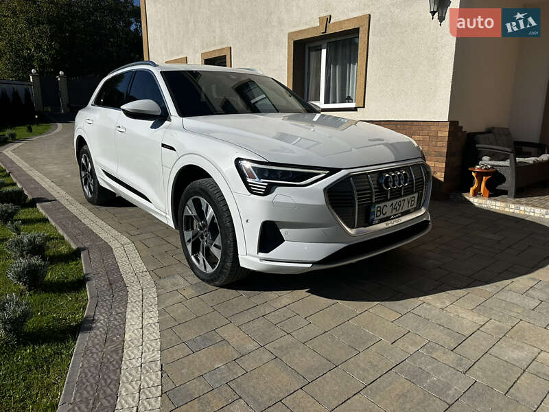 Audi e-tron 2022