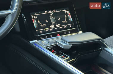 Внедорожник / Кроссовер Audi e-tron 2020 в 
