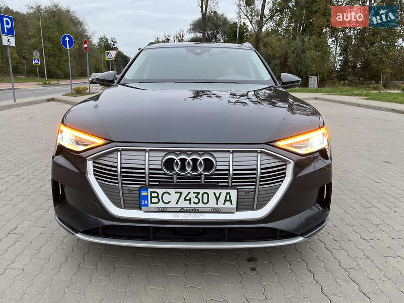 Внедорожник / Кроссовер Audi e-tron 2019 в Львове