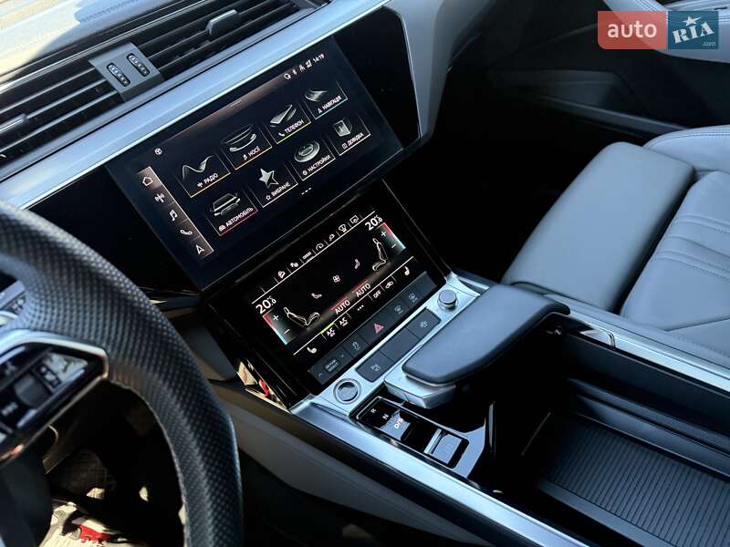 Внедорожник / Кроссовер Audi e-tron 2021 в Киеве
