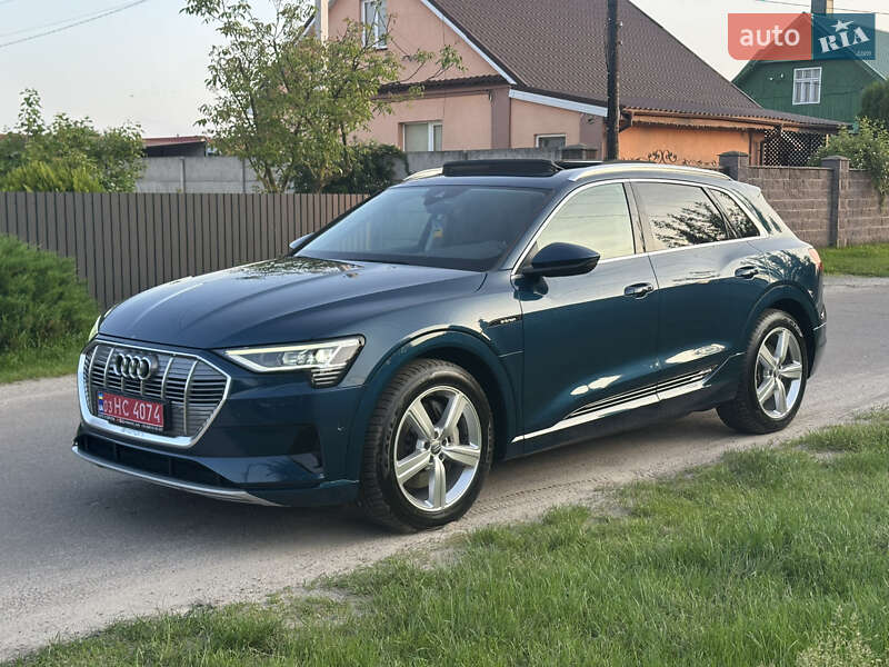 Внедорожник / Кроссовер Audi e-tron 2019 в Ровно фото 18 Внедорожник / Кроссовер Audi e-tron 2019 в Ровно