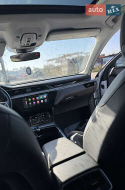 Внедорожник / Кроссовер Audi e-tron 2019 в 
