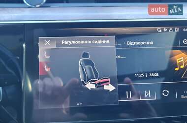 Позашляховик / Кросовер Audi e-tron 2019 в 