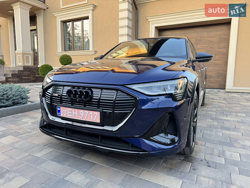 Внедорожник / Кроссовер Audi e-tron 2022 в Черновцах