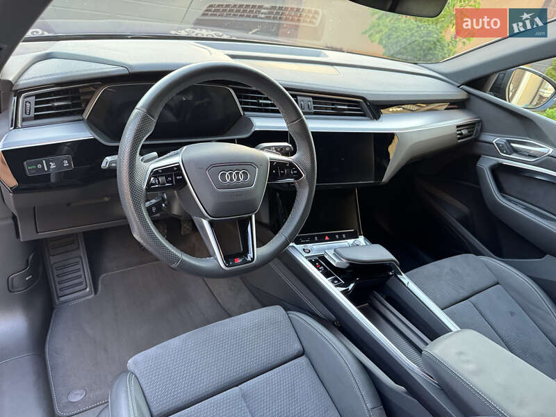 Внедорожник / Кроссовер Audi e-tron 2022 в Черновцах