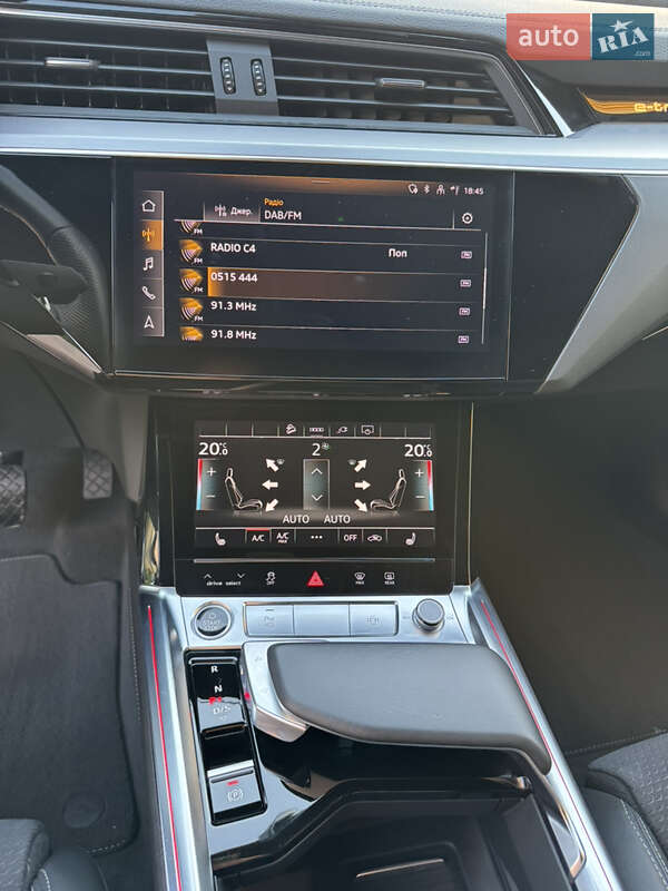 Внедорожник / Кроссовер Audi e-tron 2022 в Черновцах