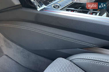Внедорожник / Кроссовер Audi e-tron 2022 в 