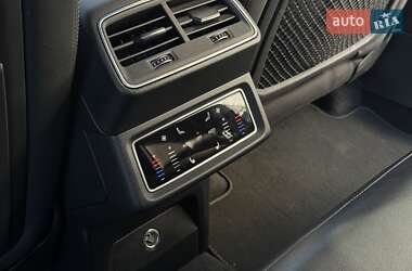 Внедорожник / Кроссовер Audi e-tron 2020 в 