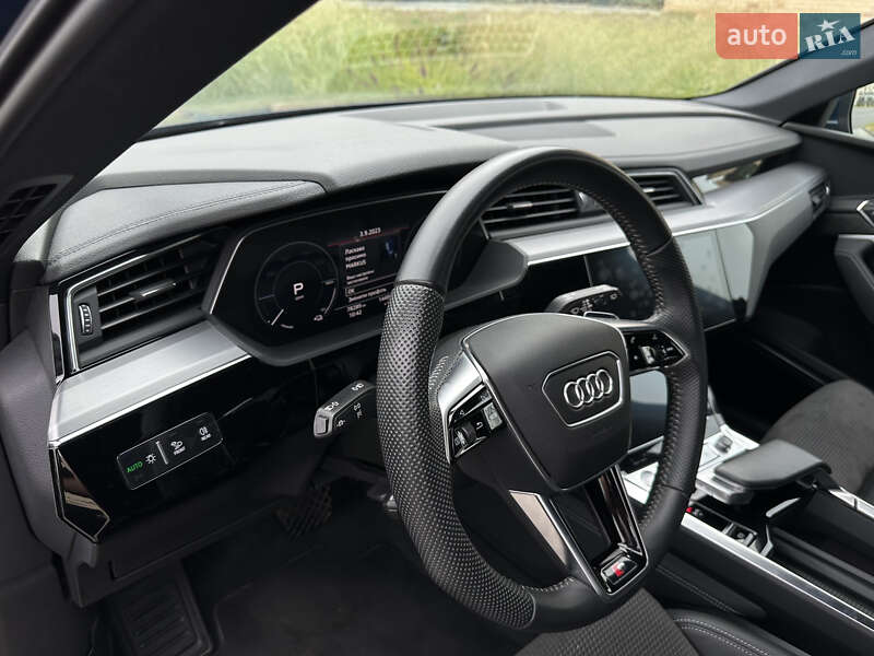 Внедорожник / Кроссовер Audi e-tron 2020 в Ровно