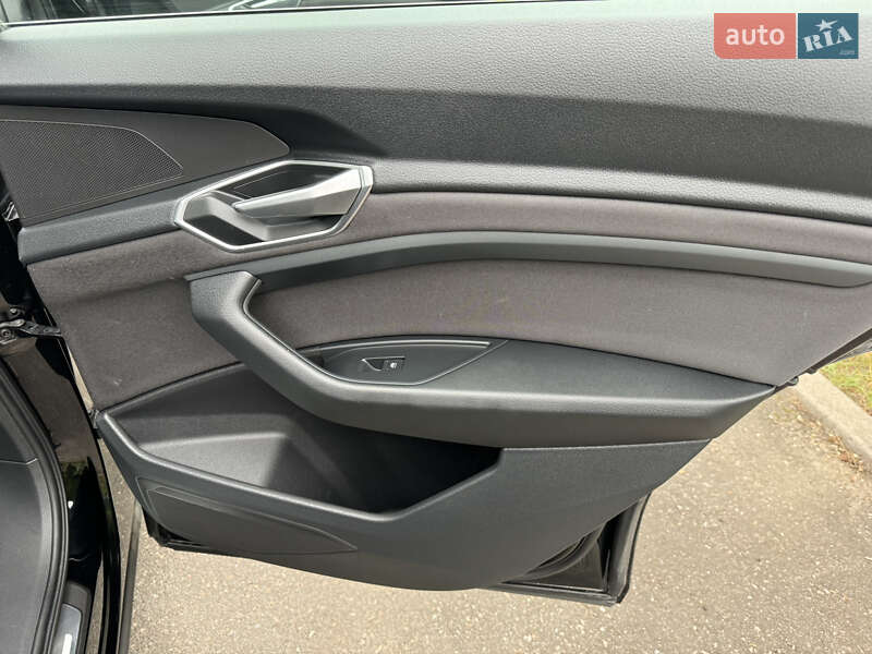 Внедорожник / Кроссовер Audi e-tron 2021 в Харькове фото 31 Внедорожник / Кроссовер Audi e-tron 2021 в Харькове