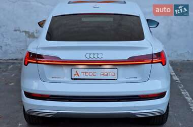 Позашляховик / Кросовер Audi e-tron 2020 в 