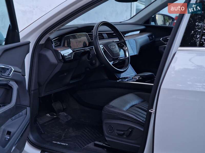 Позашляховик / Кросовер Audi e-tron 2020 в Одесі