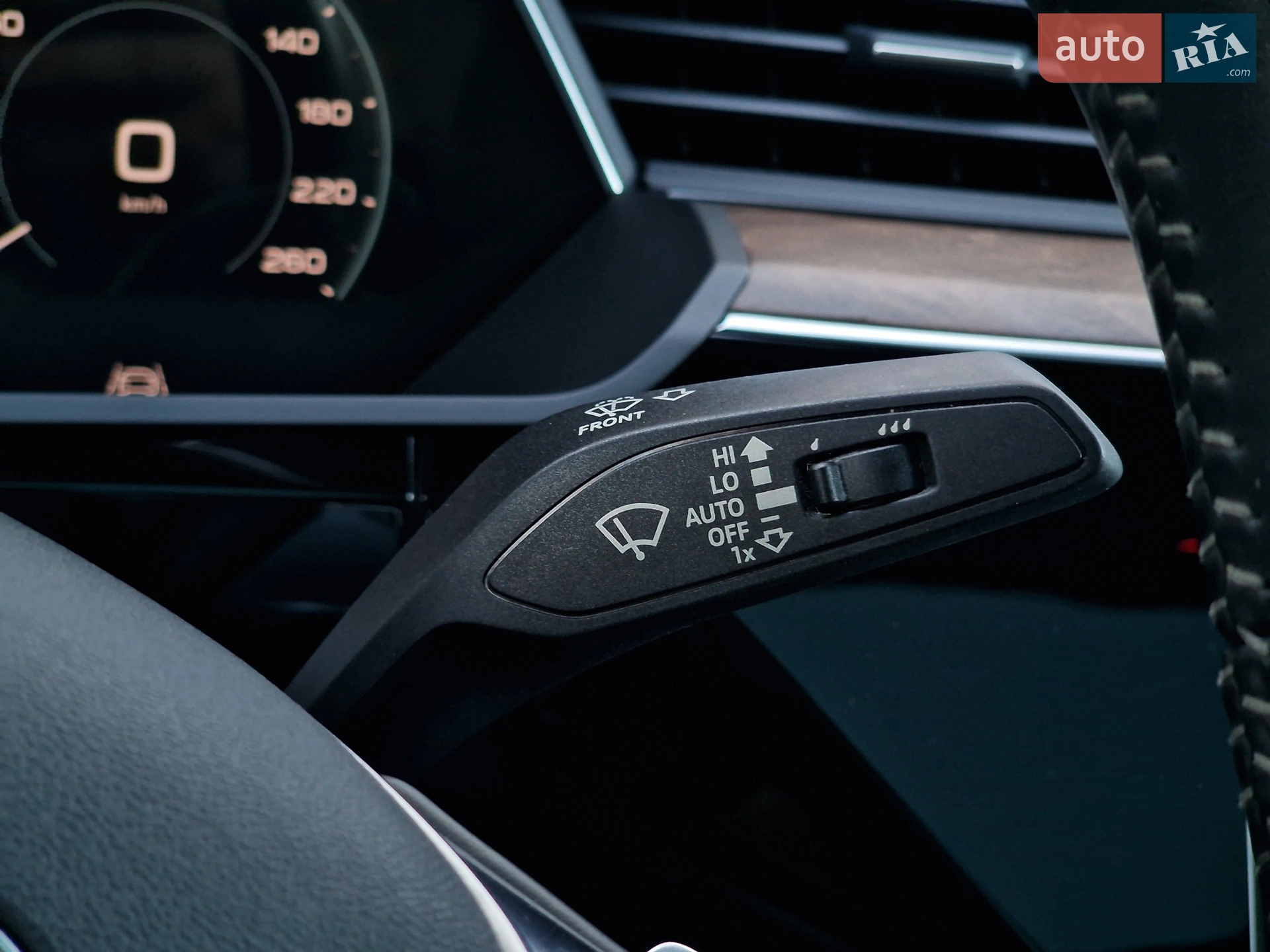 2020 Audi e-tron - мініатюра 72