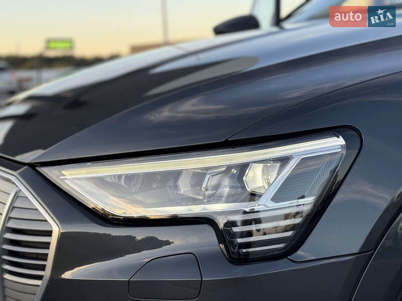 Внедорожник / Кроссовер Audi e-tron 2020 в Львове