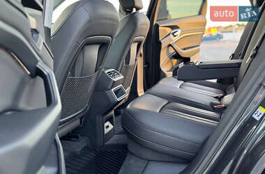 Позашляховик / Кросовер Audi e-tron 2020 в 