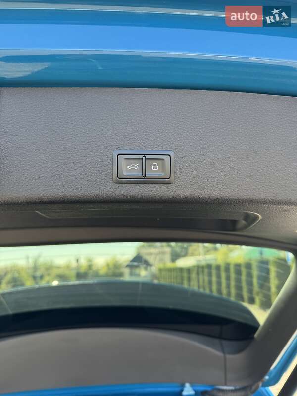 Позашляховик / Кросовер Audi e-tron 2018 в Львові