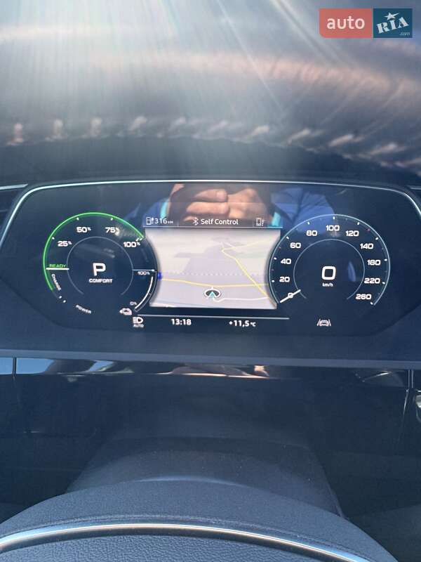 Позашляховик / Кросовер Audi e-tron 2018 в Львові