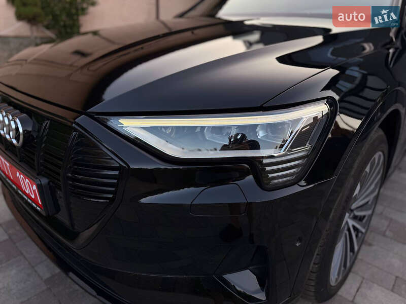 Внедорожник / Кроссовер Audi e-tron 2020 в Мукачево