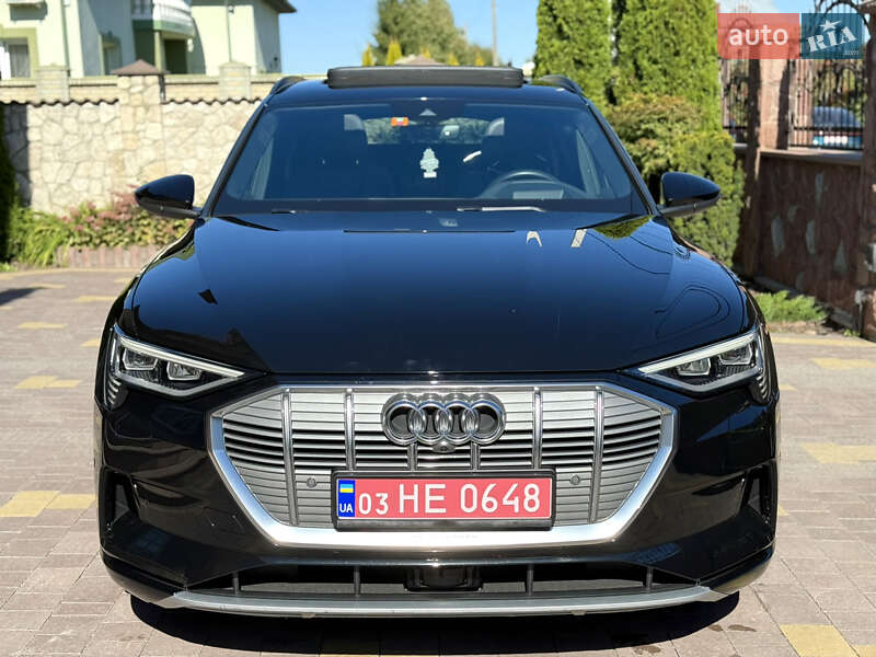 Позашляховик / Кросовер Audi e-tron 2019 в Тернополі