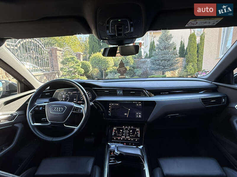 Позашляховик / Кросовер Audi e-tron 2019 в Тернополі