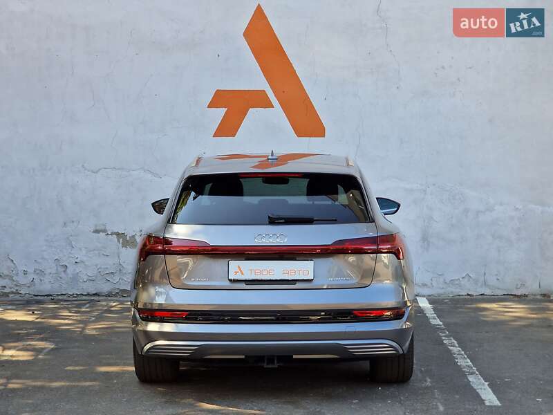Внедорожник / Кроссовер Audi e-tron 2021 в Одессе