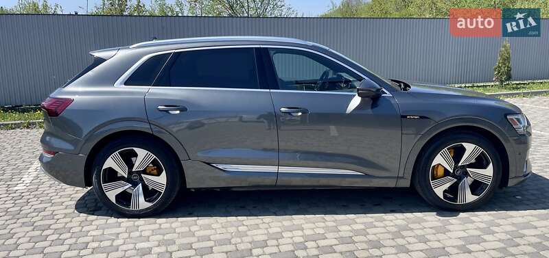 Позашляховик / Кросовер Audi e-tron 2019 в Івано-Франківську