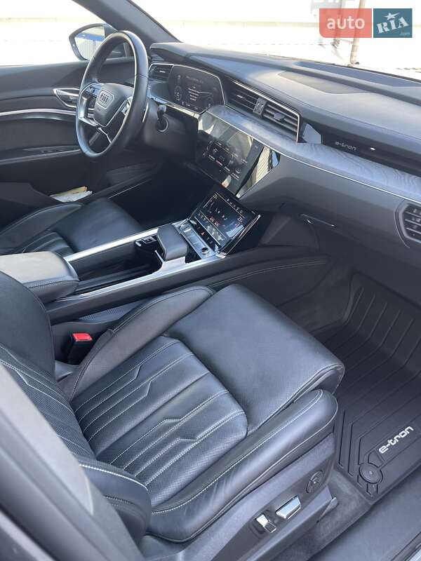 Позашляховик / Кросовер Audi e-tron 2019 в Івано-Франківську
