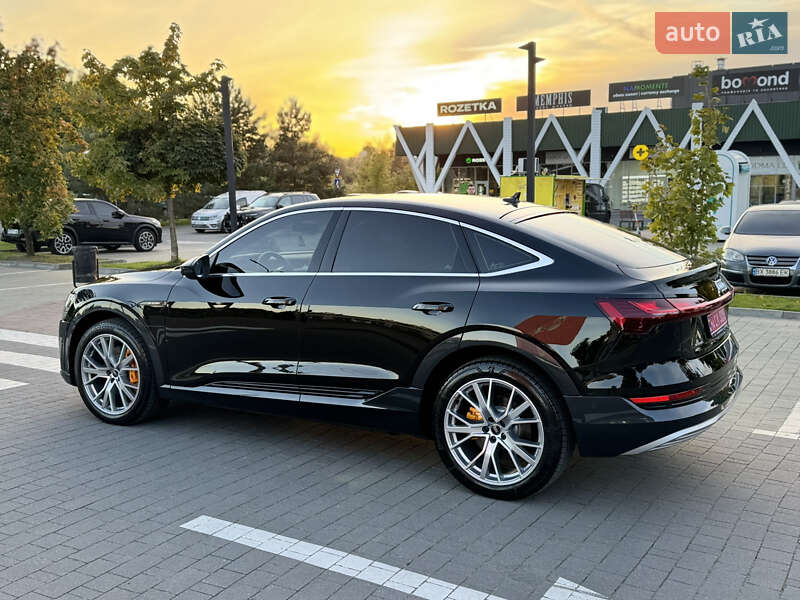 Позашляховик / Кросовер Audi e-tron 2023 в Хмельницькому