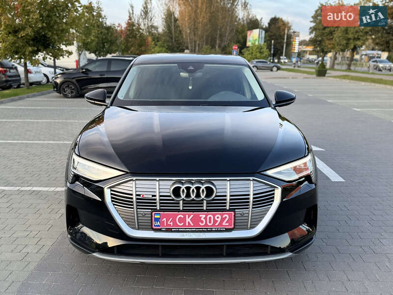 Позашляховик / Кросовер Audi e-tron 2023 в Хмельницькому