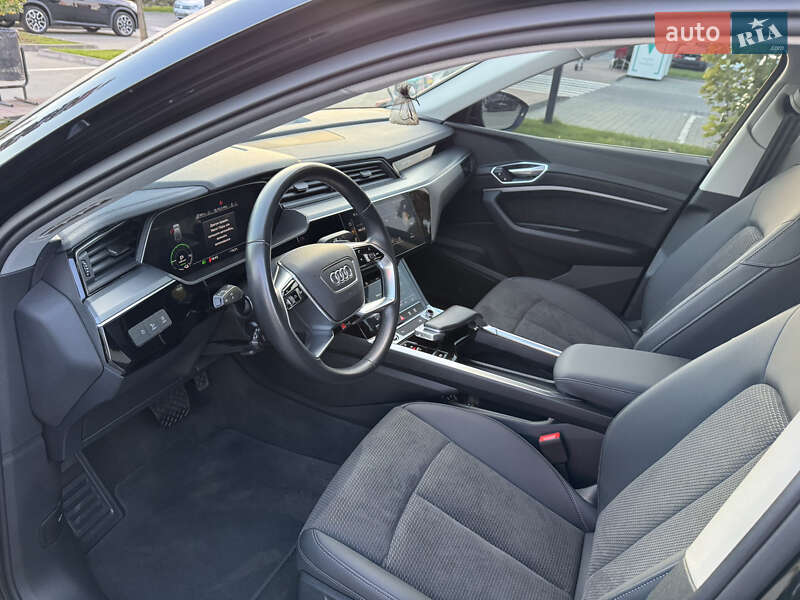 Позашляховик / Кросовер Audi e-tron 2023 в Хмельницькому