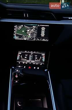 Внедорожник / Кроссовер Audi e-tron 2020 в 