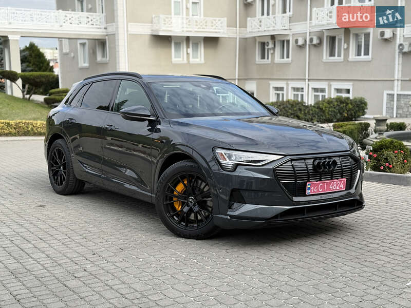 Позашляховик / Кросовер Audi e-tron 2021 в Львові