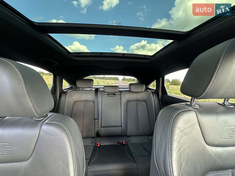 Позашляховик / Кросовер Audi e-tron 2022 в Києві