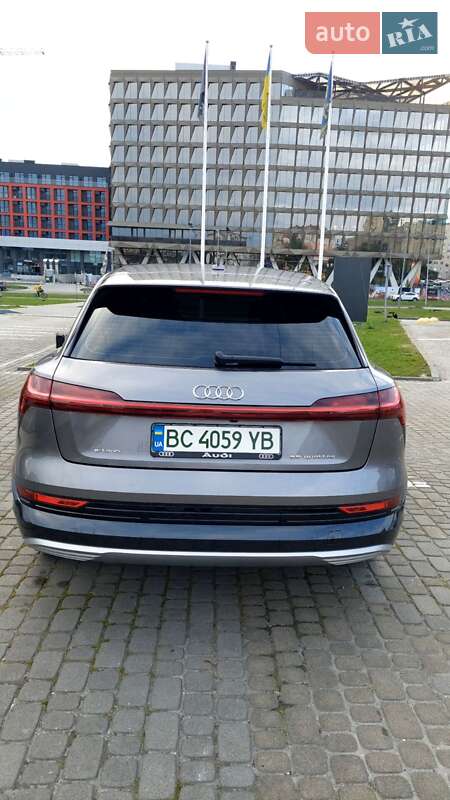 Позашляховик / Кросовер Audi e-tron 2019 в Львові