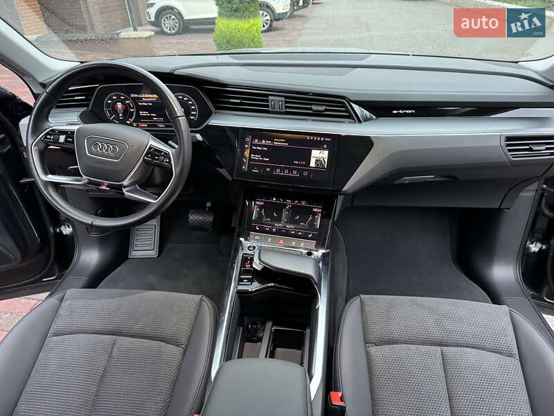 Позашляховик / Кросовер Audi e-tron 2023 в Хмельницькому