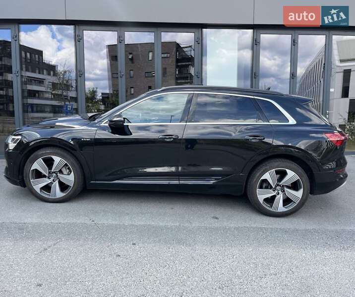 Позашляховик / Кросовер Audi e-tron 2019 в Одесі