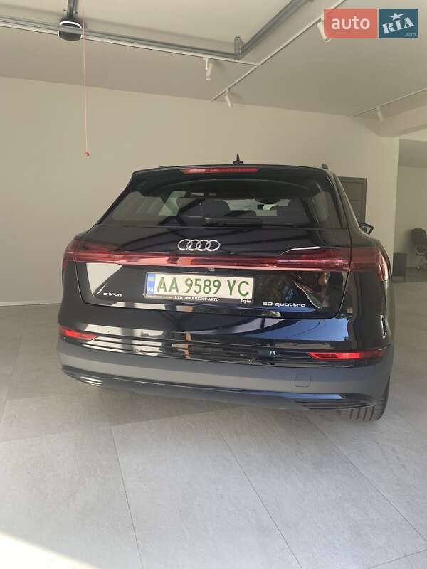 Внедорожник / Кроссовер Audi e-tron 2020 в Ирпене